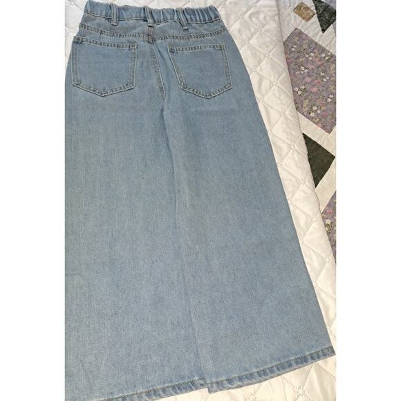 Girls My Fav Jeans with White Flowers Size 8 - Picture 3 of 5